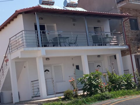 Villa Pandora Apartment in Limenaria