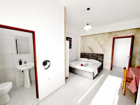Bathroom, Photo of the whole room