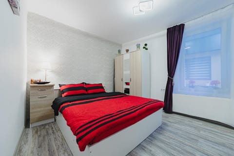 Bed, Photo of the whole room, Bedroom, furniture, heating, locker, soundproof, towels