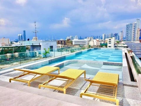 Pool view, Swimming pool, sunbed