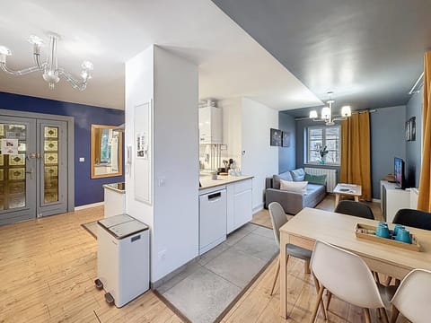 Dining area, washing machine