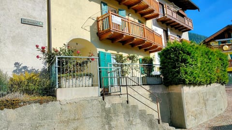 CASA PICCOLO SOLE House in Province of Brescia