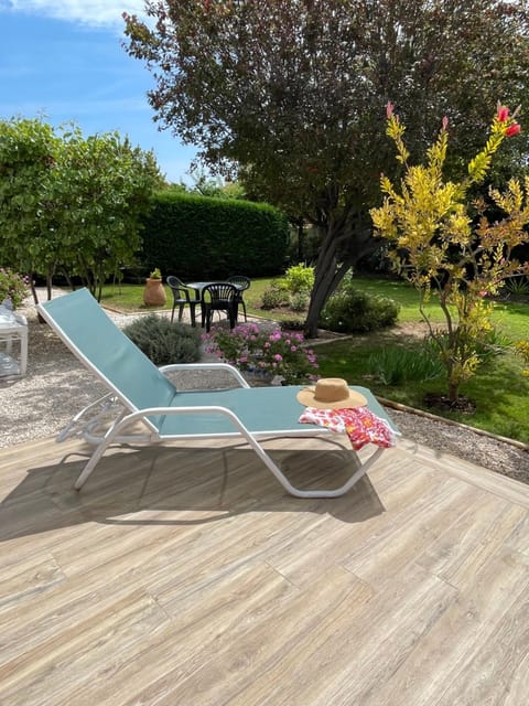 appartement rez de villa proche port et plages de Sanary Apartment in Sanary-sur-Mer