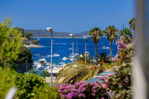 Sea view, Sea view