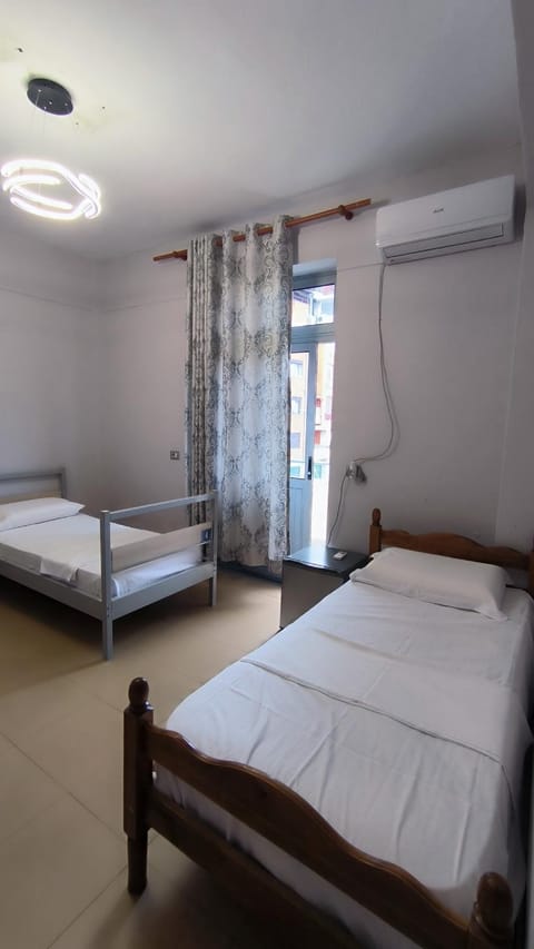 Bed, Photo of the whole room, Bedroom, air conditioner