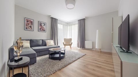 TV and multimedia, Seating area