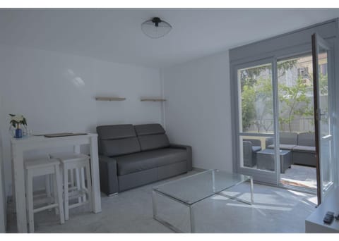 Balcony/Terrace, Living room, Seating area, Dining area