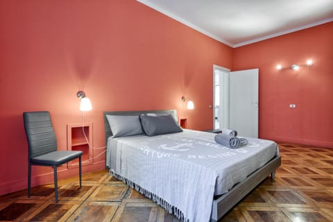 Bed, Photo of the whole room, Bedroom, wardrobe