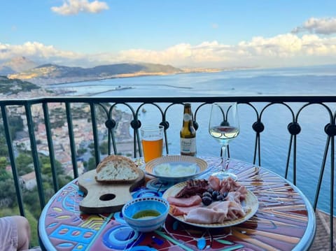 Summer, Balcony/Terrace, Balcony/Terrace, City view, City view, Landmark view, Landmark view, Mountain view, Mountain view, Sea view, Sea view, Breakfast