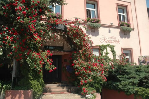 Facade/entrance, Day