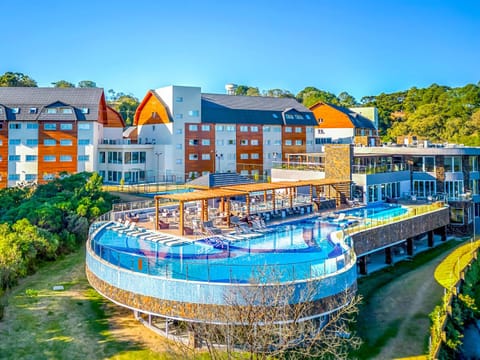 Property building, Pool view