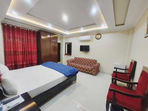 Photo of the whole room