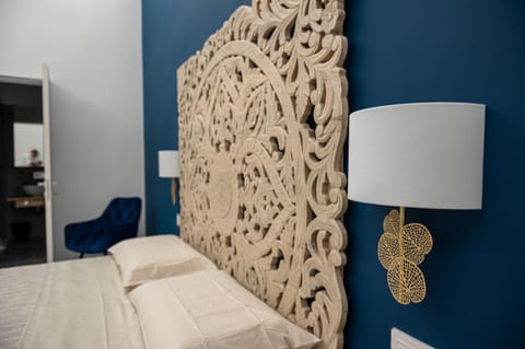 Bed, Decorative detail