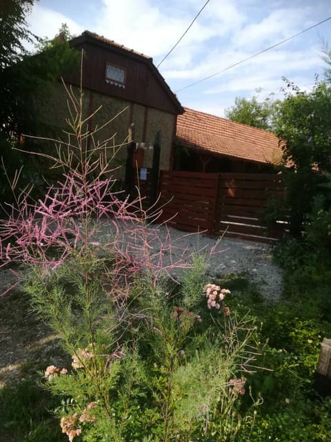 Property building, View (from property/room), Photo of the whole room, Inner courtyard view