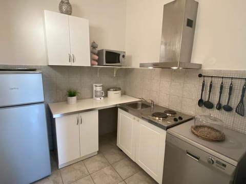 Niky Apartment in Murter