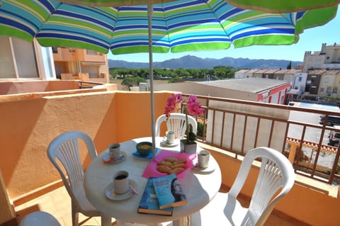 View (from property/room), Balcony/Terrace