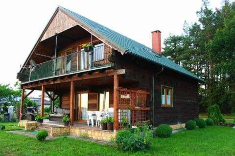 Property building, Garden, Balcony/Terrace