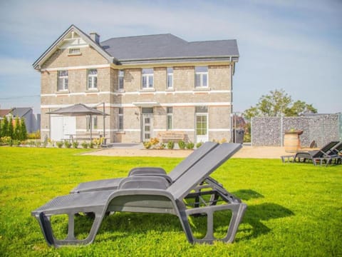 Property building, Summer