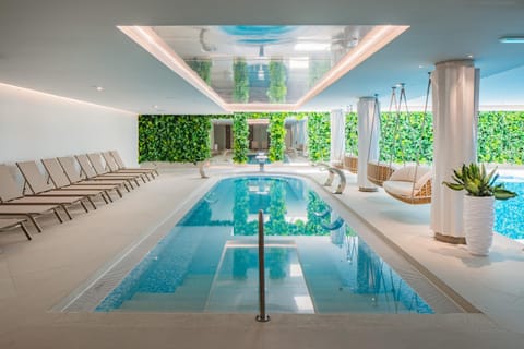 Spa and wellness centre/facilities, Swimming pool