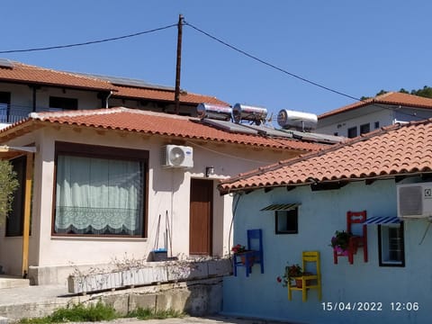 Pefkonas Apartments 100 m from the beach Apartment in Halkidiki