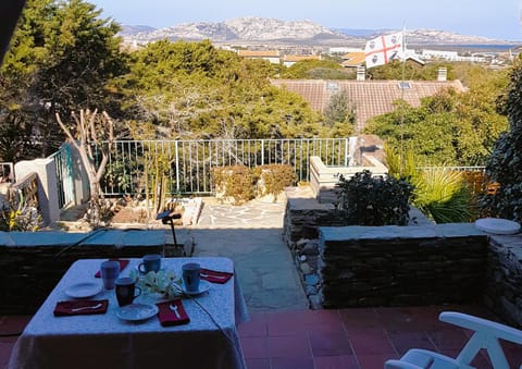 Patio, Day, Natural landscape, View (from property/room), Balcony/Terrace, Dining area, Mountain view, Sea view