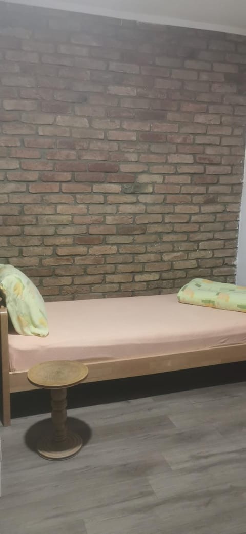 SOBE ŠPONGA Bed and Breakfast in Timiș County