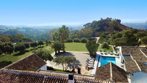 Property building, Natural landscape, Bird's eye view, Garden, Balcony/Terrace, City view, Garden view, Mountain view, Pool view, Sea view, Swimming pool, sunbed