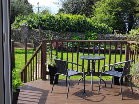 The Garden Room at Dartmouth Bed and Breakfast in Dartmouth
