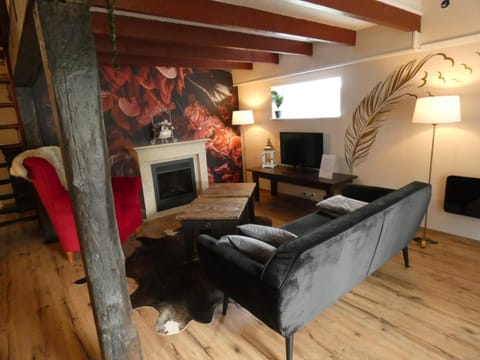 Balcony/Terrace, Kitchen or kitchenette, Seating area, Parking