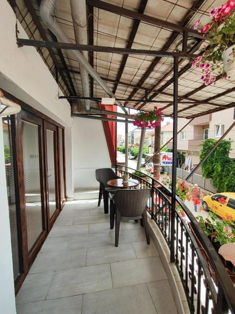 Day, View (from property/room), Balcony/Terrace, Seating area