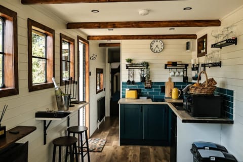 Greenvale Cabins Cabin in Louth, Co. Louth, Ireland