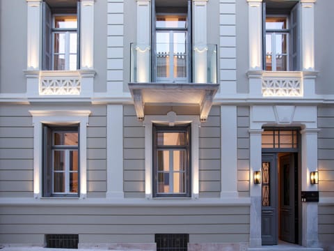 Property building, Facade/entrance