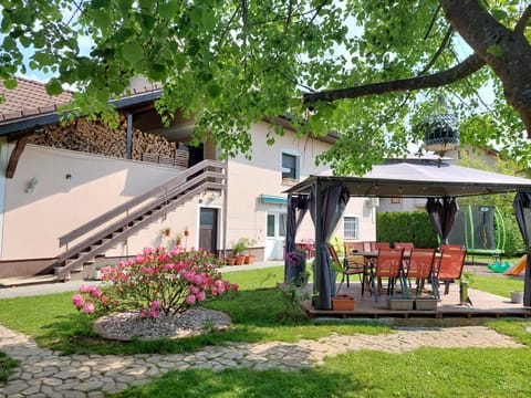 Garden, Garden