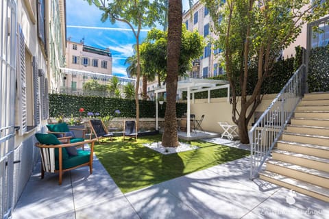 Patio, Garden, Garden view