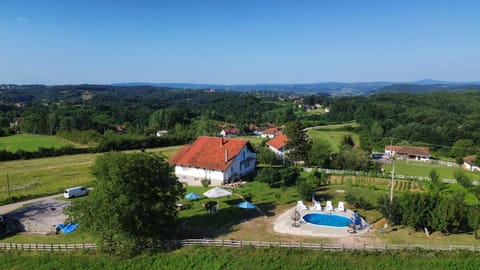 Odmor na selu Babajić Apartment in Serbia
