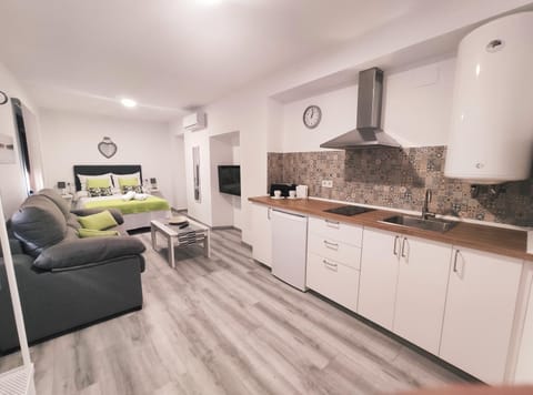Kitchen or kitchenette, Living room, Dining area