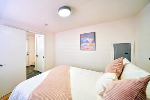 Bed, Decorative detail, Bedroom