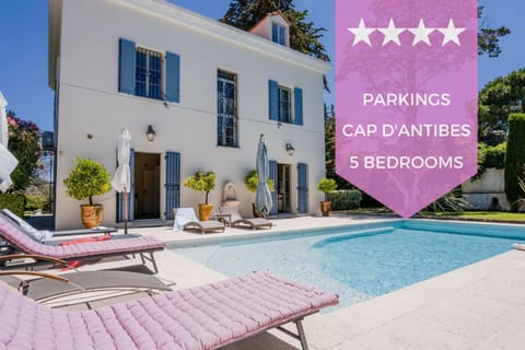 Villa in Cap d’Antibes near beaches Villa in Antibes