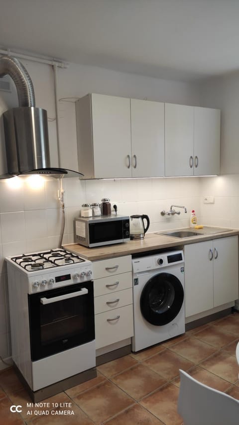 Kitchen or kitchenette, minibar, pet friendly, stove, washing machine
