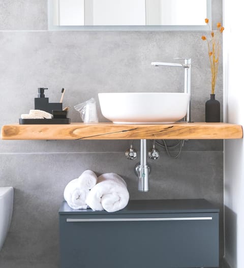 Bathroom, Photo of the whole room