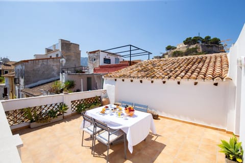 View (from property/room), Balcony/Terrace