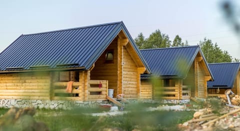 Property building, Staff