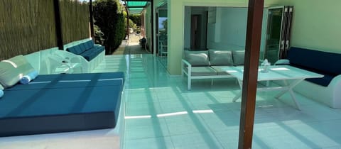 Patio, Balcony/Terrace