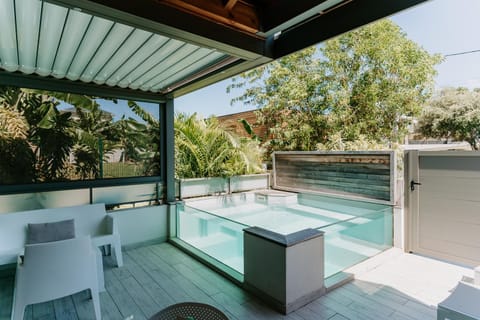 Patio, Natural landscape, View (from property/room), Balcony/Terrace, Swimming pool