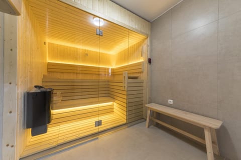 Sauna, Steam room