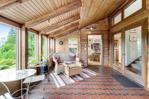 Valley Green House in King County