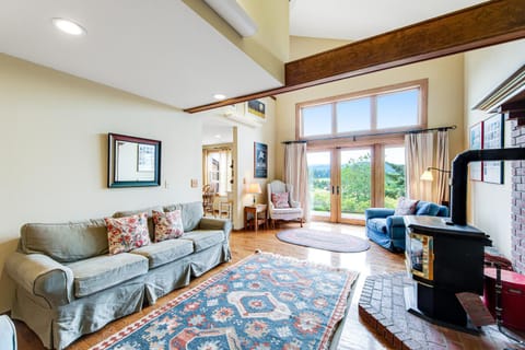 Valley Green House in King County