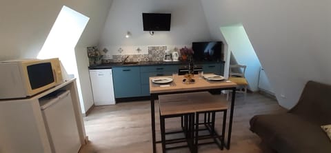 oven, kitchen