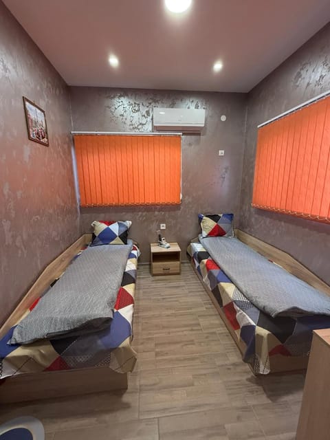 Квартири ЦЕНТРАЛ Bed and Breakfast in Pleven Province, Bulgaria