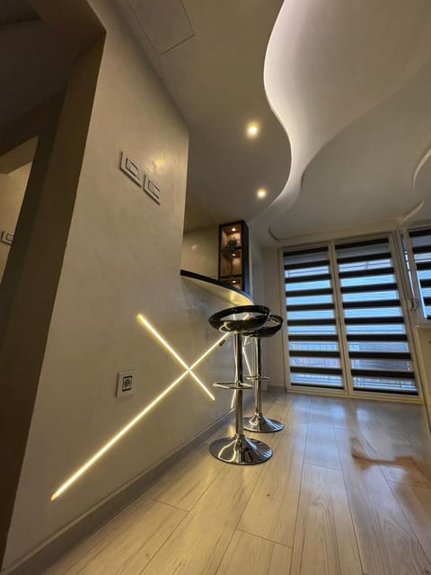 Brend new luxurious apartment in downtown with free parking Apartment in Novi Sad